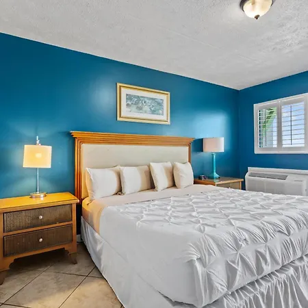 Ocean View Hotel Room With Balcony- King Bed #19